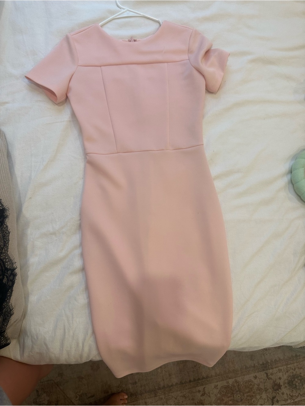 Elegant Pale Pink Midi Sheath Dress